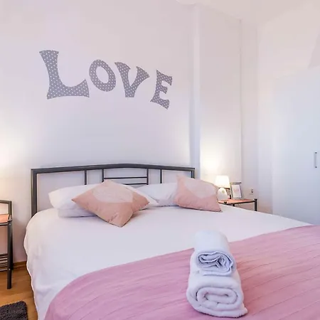 Apartment Thea *